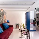 14 Cobalto Apartment